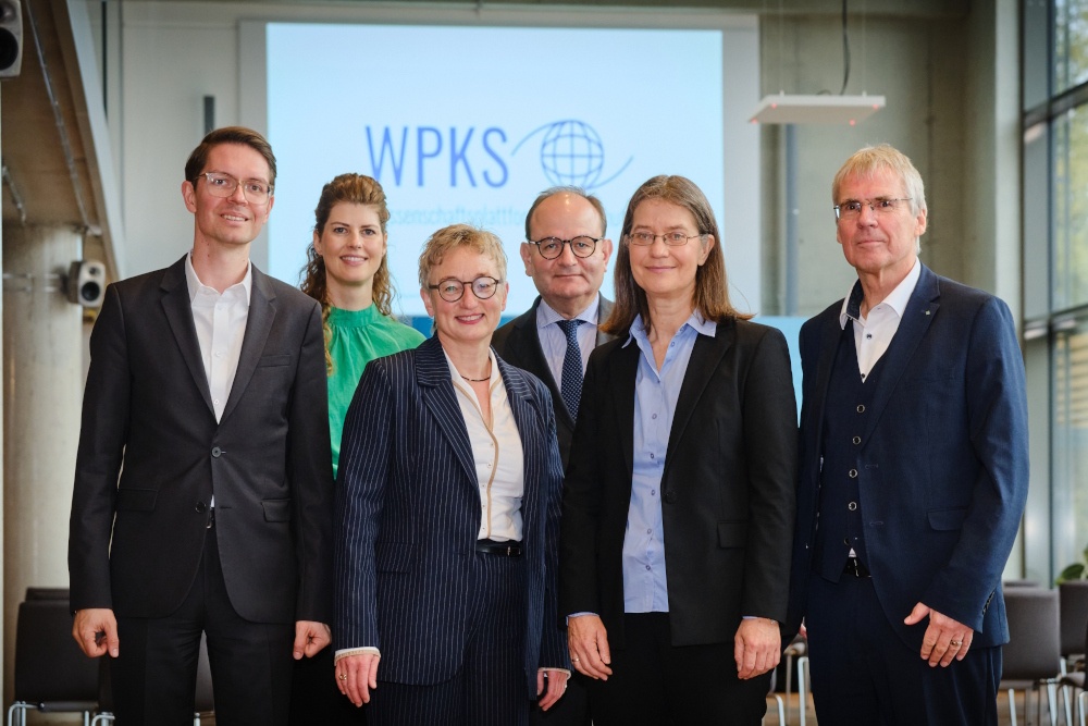 Klimaanpassung und Dekarbonisierung im Gebäudebereich – Wissenschaftsplattform Klimaschutz diskutiert Strategien für mehr Klimaresilienz