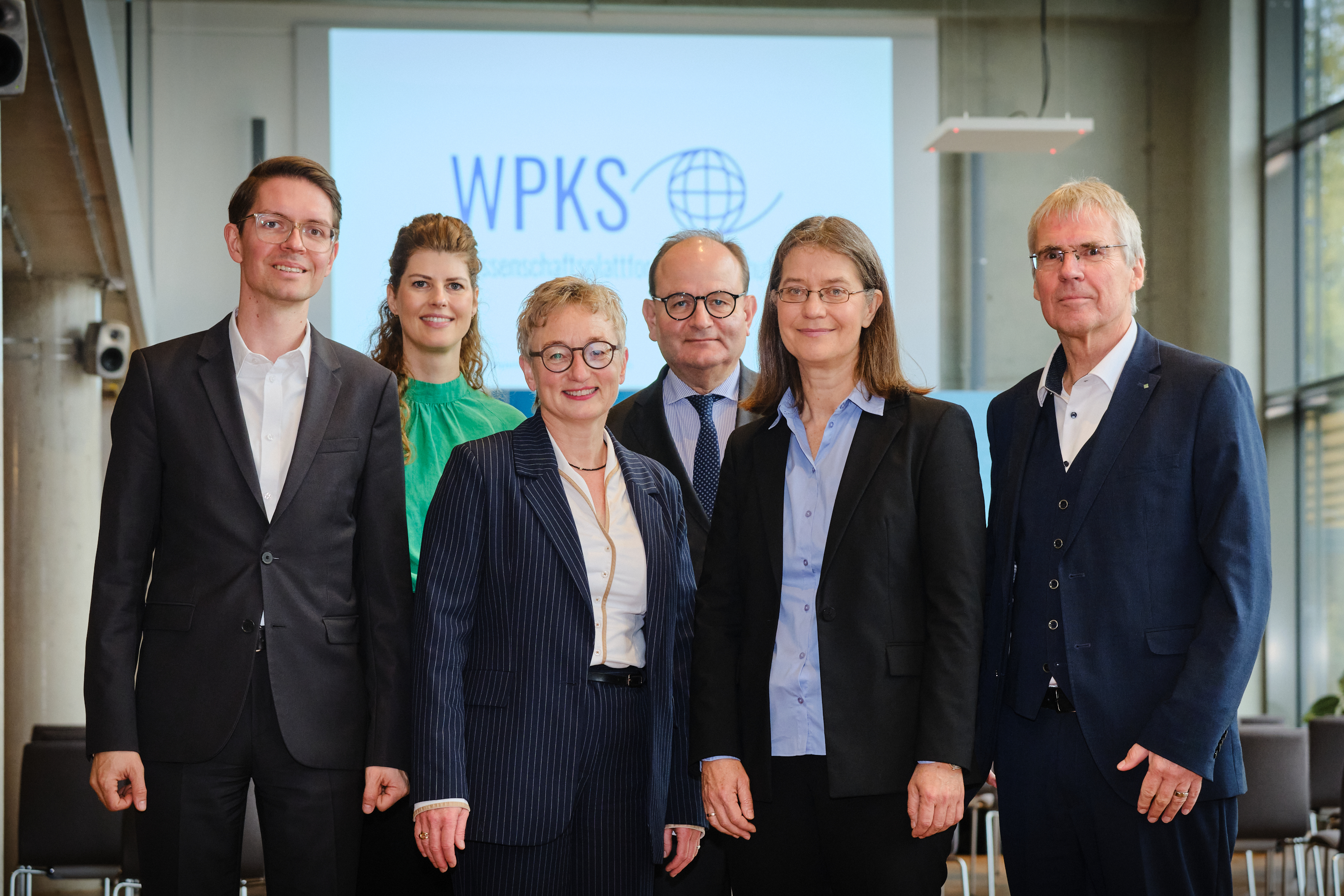 Klimaanpassung und Dekarbonisierung im Gebäudebereich – Wissenschaftsplattform Klimaschutz diskutiert Strategien für mehr Klimaresilienz
