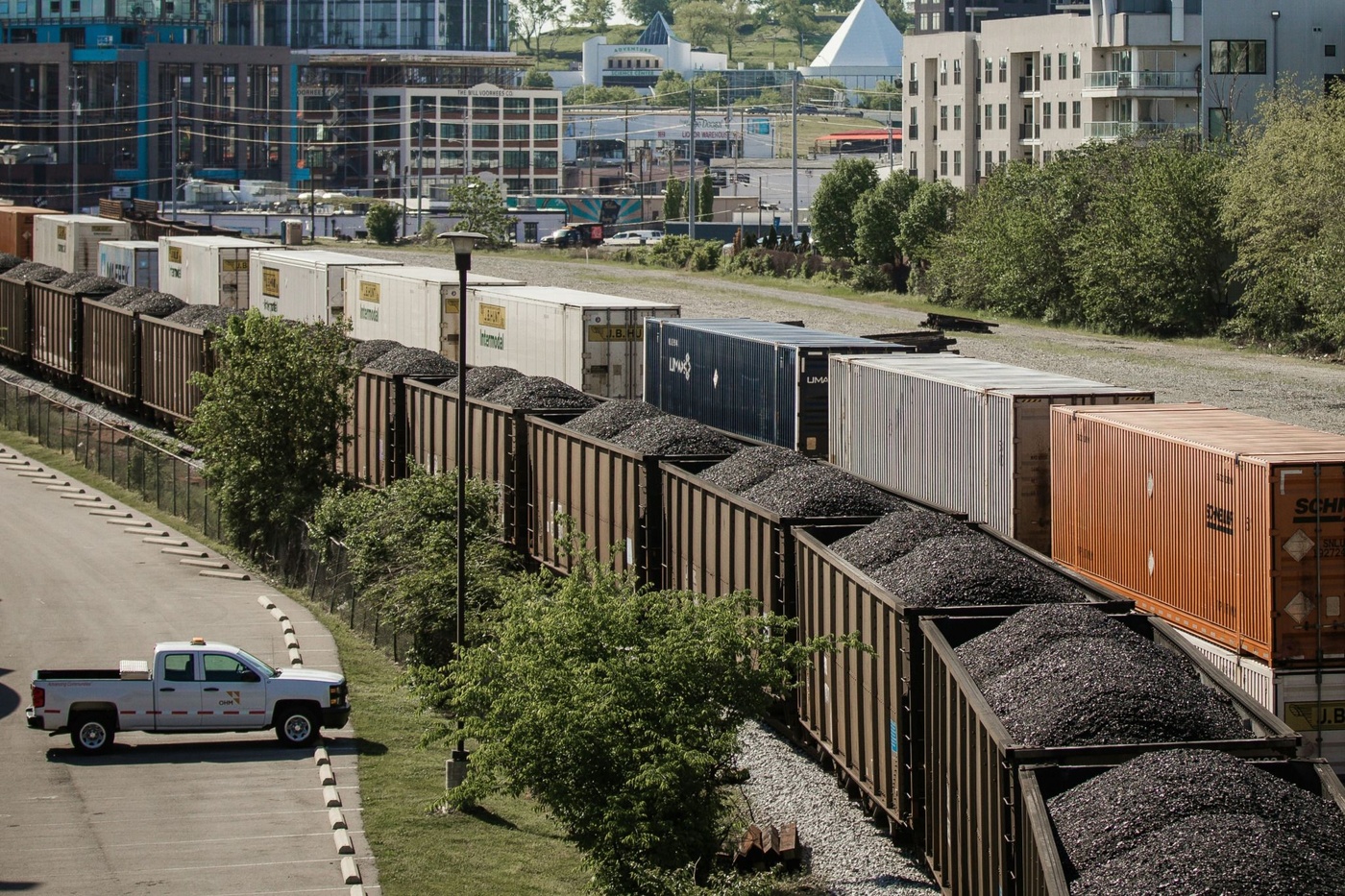 Neuer „Emissions Gap“-Report: Nötige Emissionssenkungen für die Rückkehr zu 1,5°C