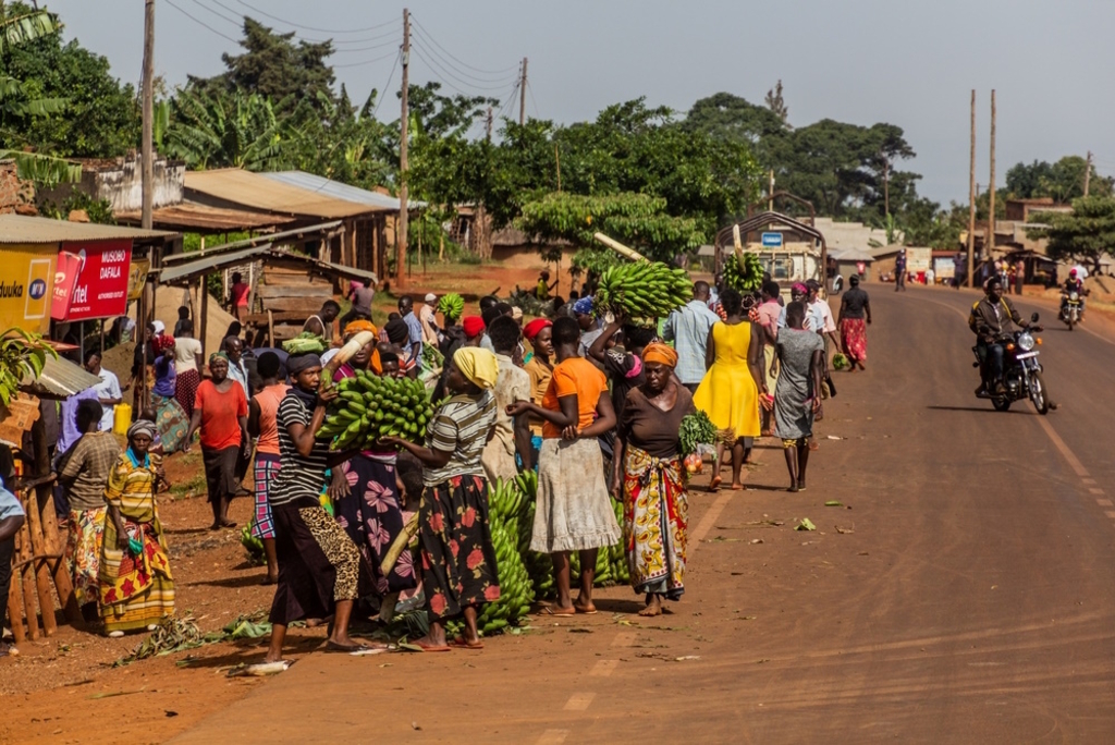 CO2-Bepreisung in Uganda – eine Option nur mit Rückerstattung der Einnahmen CO2-Bepreisung in Uganda – eine Option nur mit Rückerstattung der Einnahmen