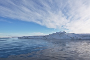Kante des antarktischen Ronne-Schelfeises, weltweit das zweitgrößte. ©Winkelmann/Reese