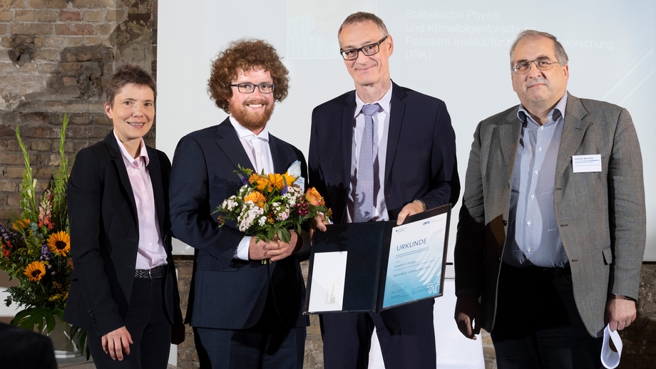 Jonathan Donges awarded with most important prize for young German researchers