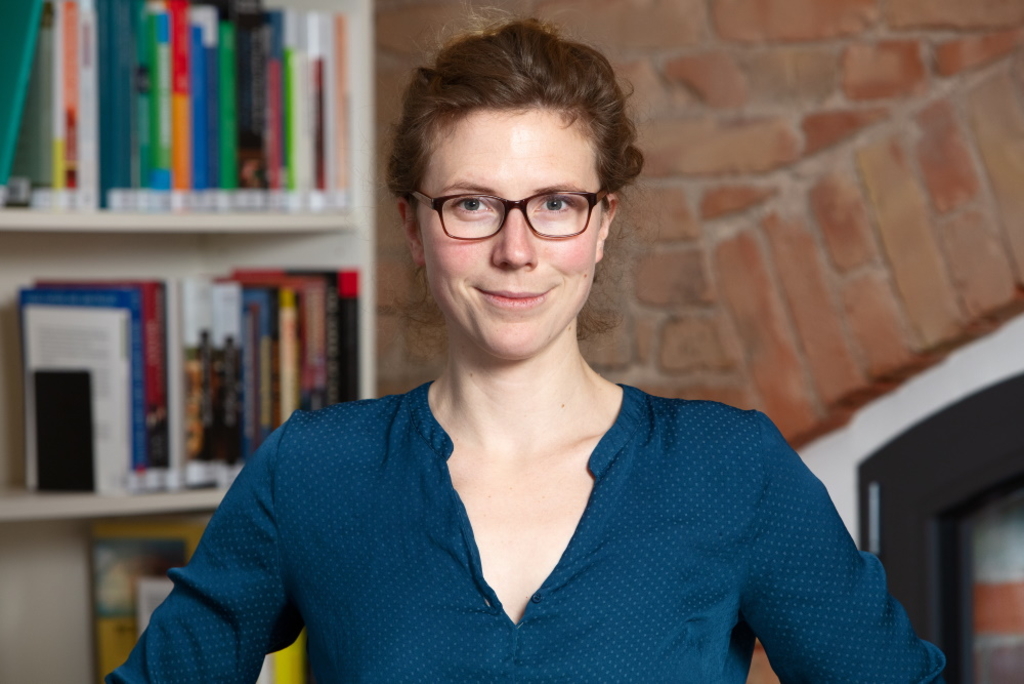 MCC researcher Arwen Colell receives the Bavarian Energy Award MCC researcher Arwen Colell receives the Bavarian Energy Award
