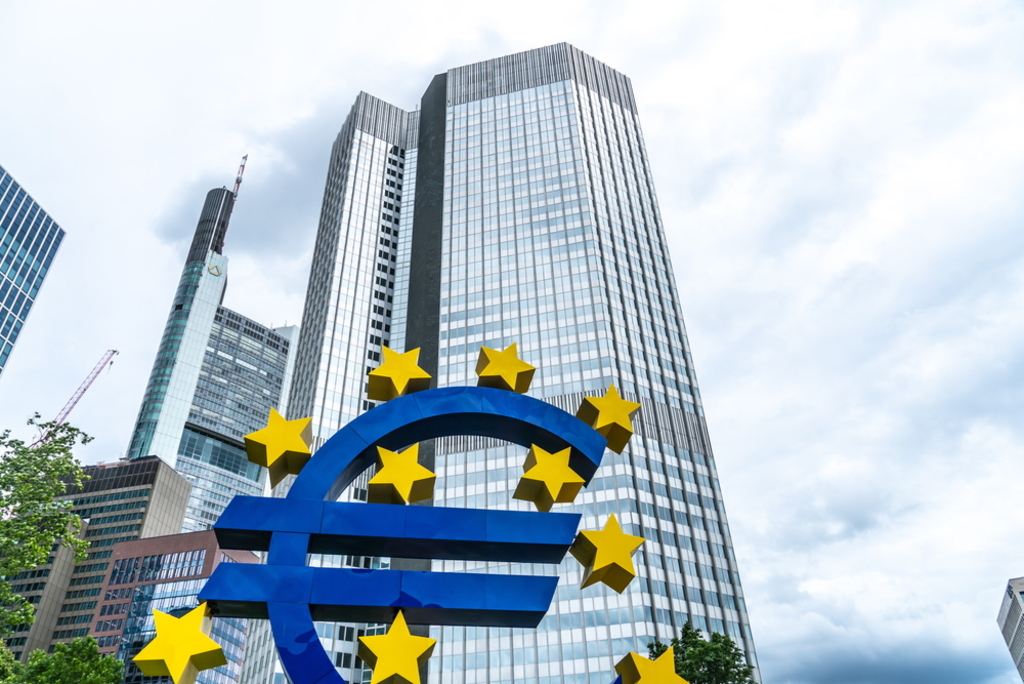 Climate transition needs backing from central banks Climate transition needs backing from central banks