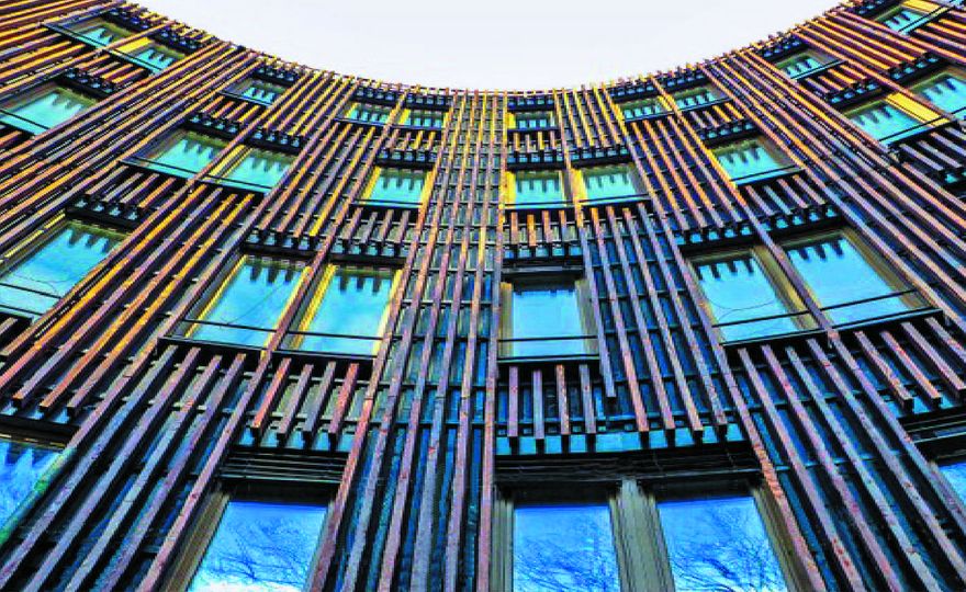 "A trefoil in the woods" - PIK scientists move into new research building "A trefoil in the woods" - PIK scientists move into new research building