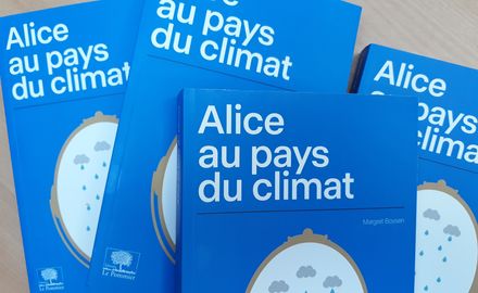 Alice in Climate Wonderland now also in French Alice in Climate Wonderland now also in French