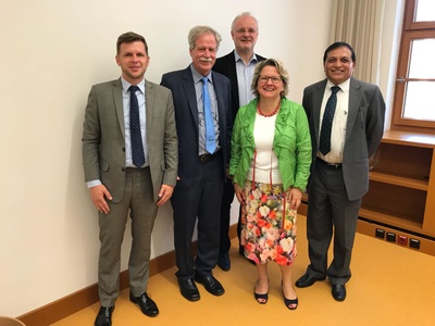 A meeting with the German Federal Minister for Environment Svenja Schulze, Jürgen Kropp from PIK and colleagues from the ICIMOD on climate risks for the Hindu Kush Himalayan region, following the Global Solutions Summit (May 2018). Photo: ICIMOD
