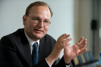 Ottmar Edenhofer takes on chairmanship within IPCC