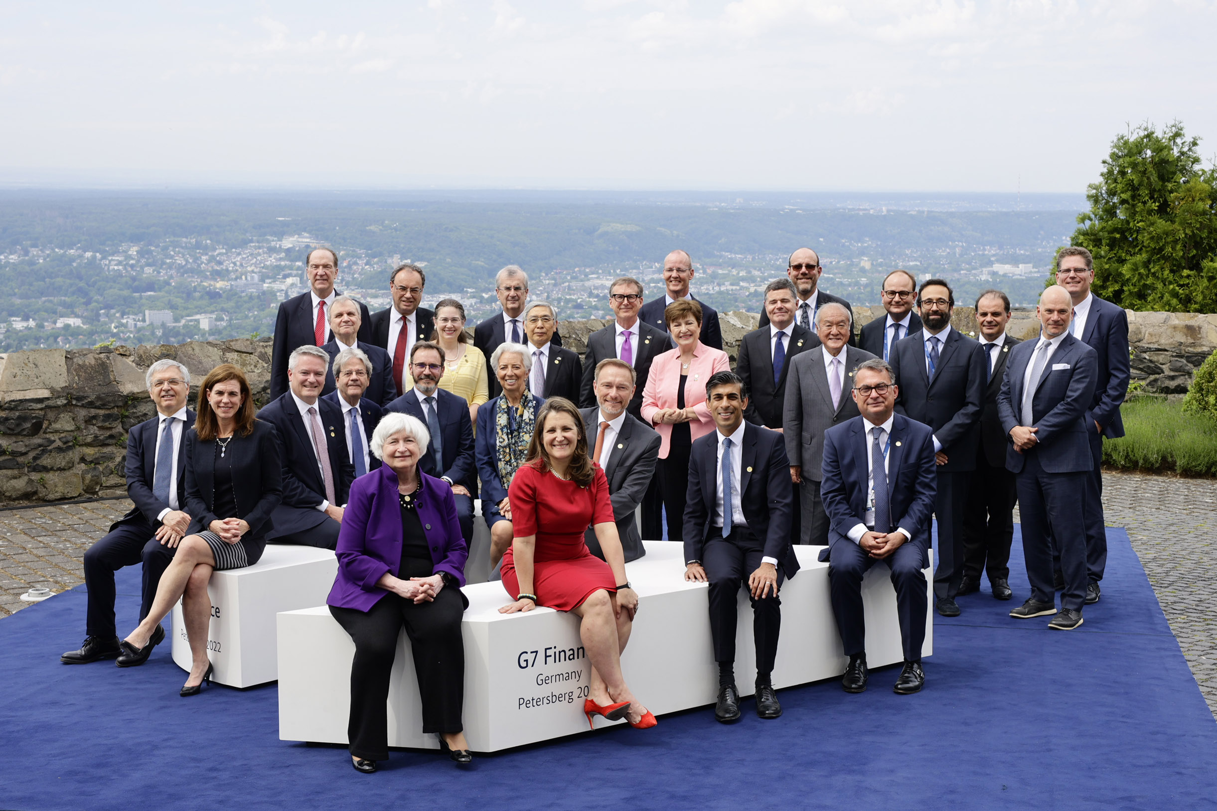 PIK Director Edenhofer speaks at G7 summit PIK Director Edenhofer speaks at G7 summit