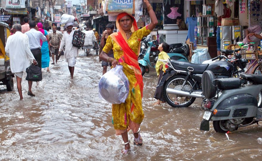 Rainfall extremes are connected across continents: Nature study