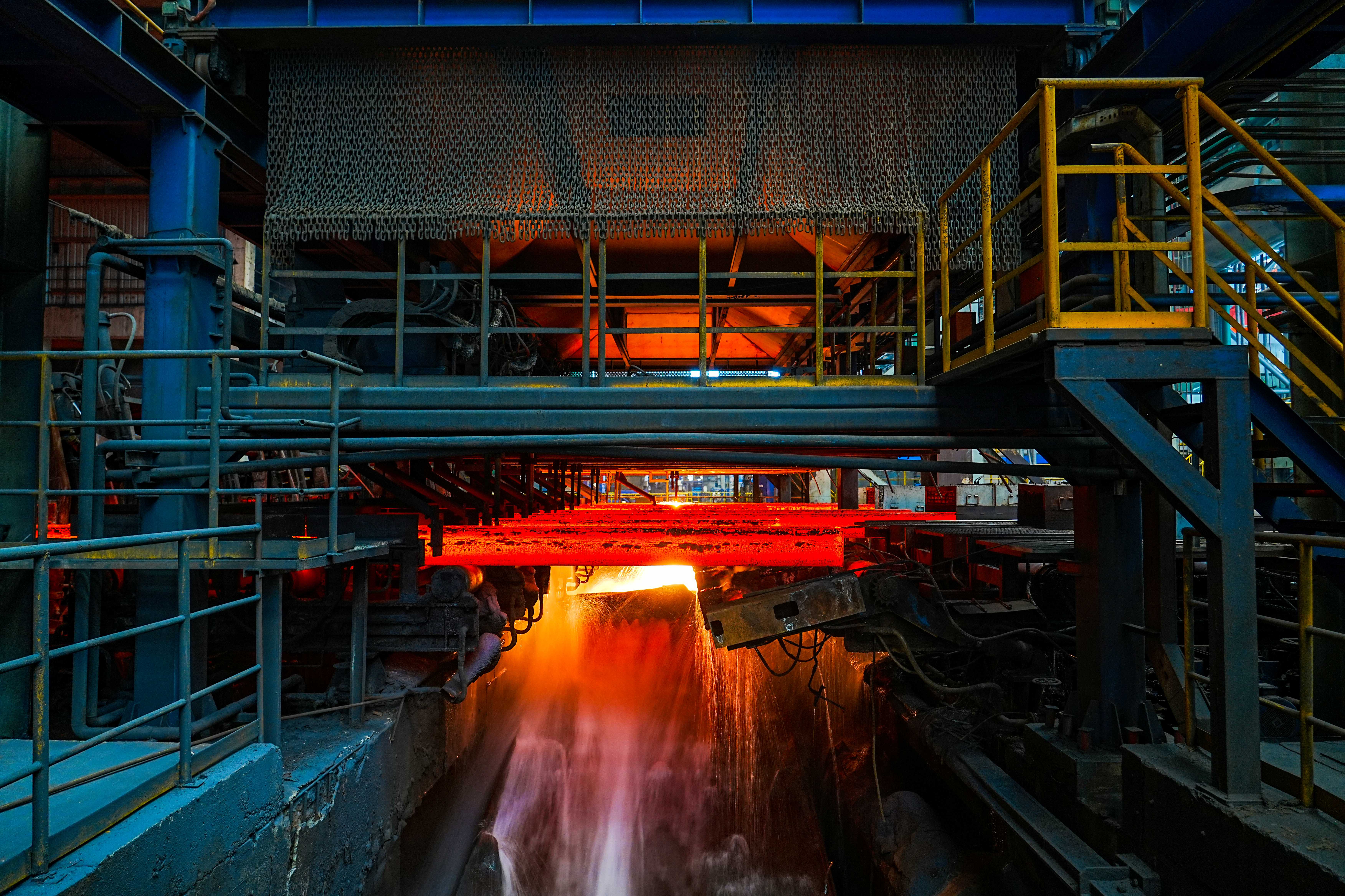 Redirecting investment from new coal steel plants before 2030 half the price of decarbonisation later on
